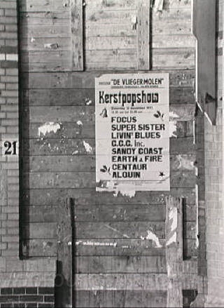 De_Vliegermolen_Aanplakposter_Kerstpopshow_1971.jpg