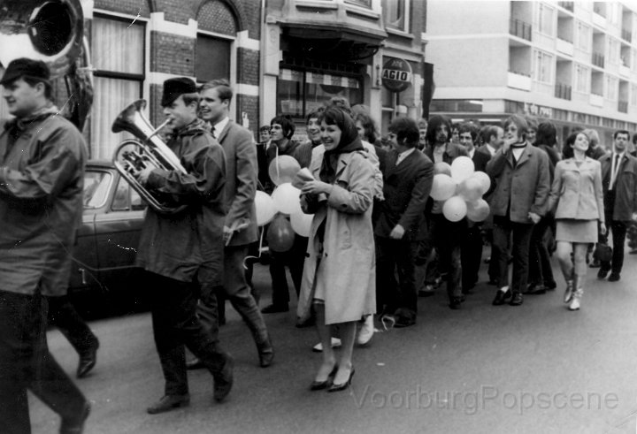 Sandy_Coast-Wim_Bosman_in_optocht.jpg